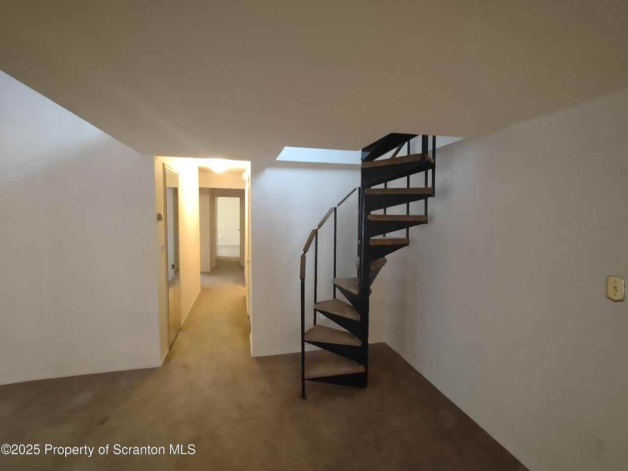 1509 Summit Pointe - Photo 6 of 11