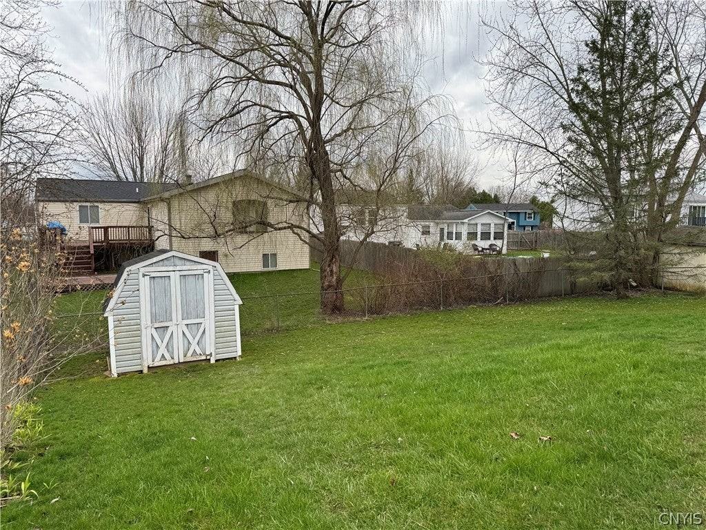 8223 Lucchesi Drive - Photo 4 of 22