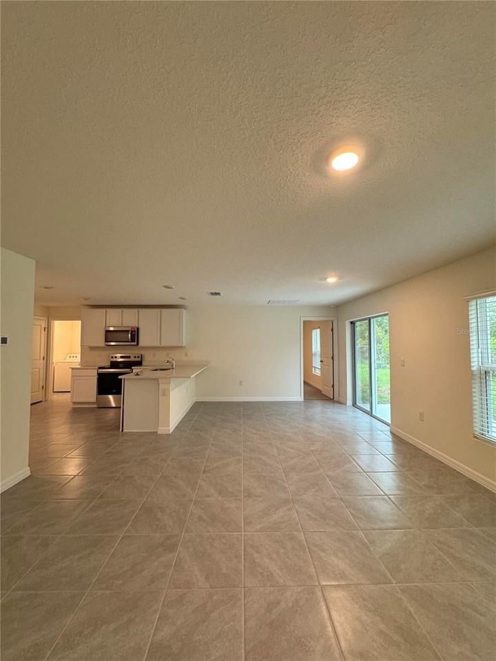 3961 Sw 151st St - Photo 6 of 11