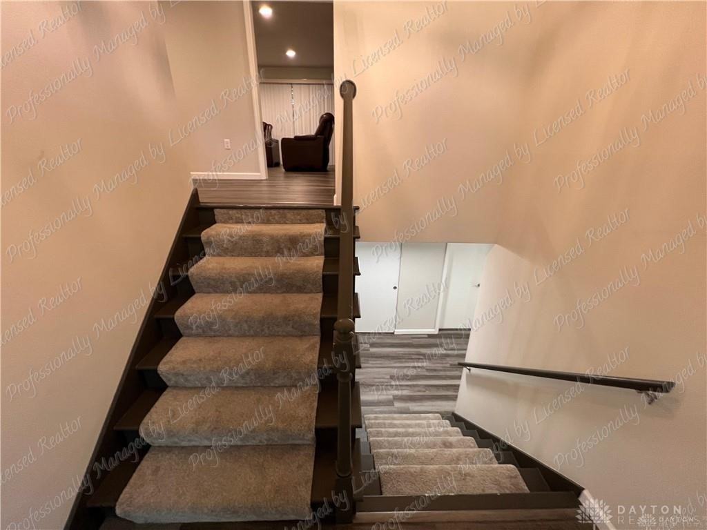 2890 Stauffer Dr - Photo 3 of 37