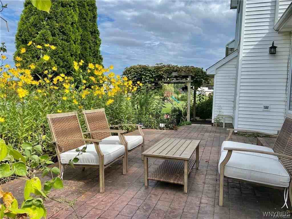 5458 Center Pine Ln - Photo 6 of 35