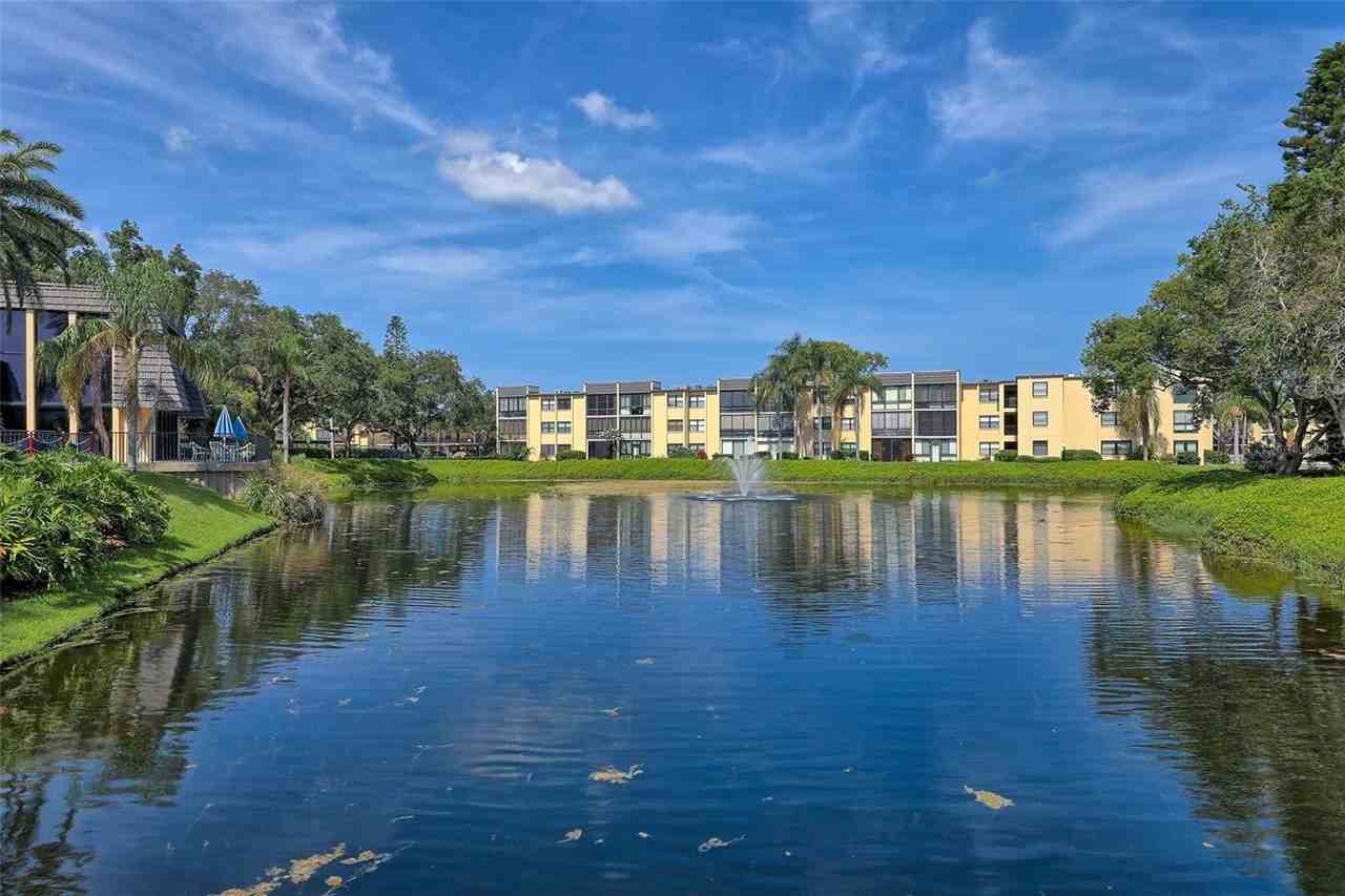 14130 Rosemary Ln - Photo 4 of 22