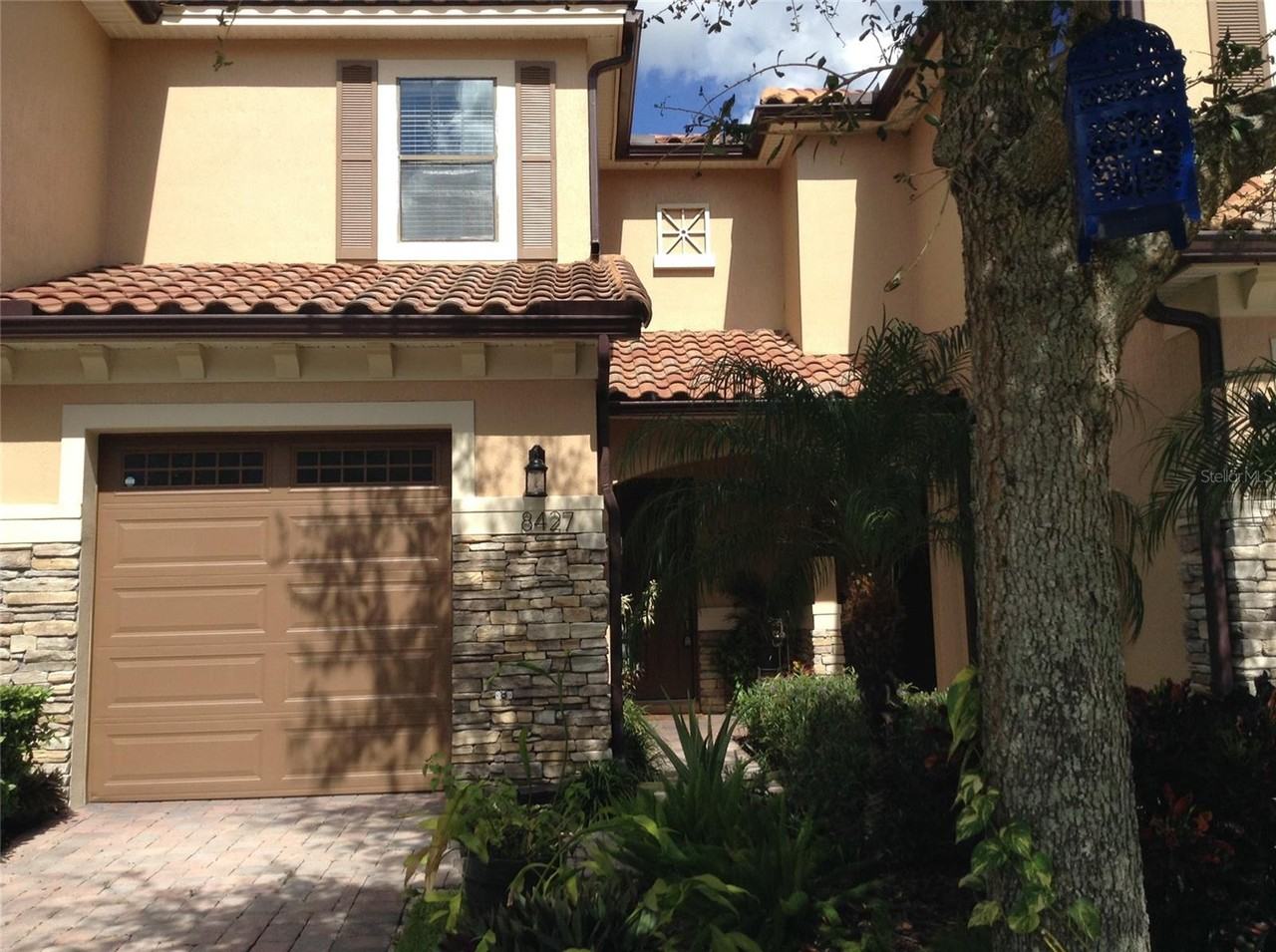 8427 Kelsall Dr - Photo 2 of 21