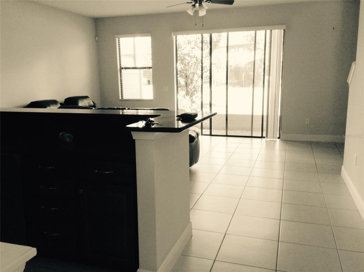 8427 Kelsall Dr - Photo 4 of 21