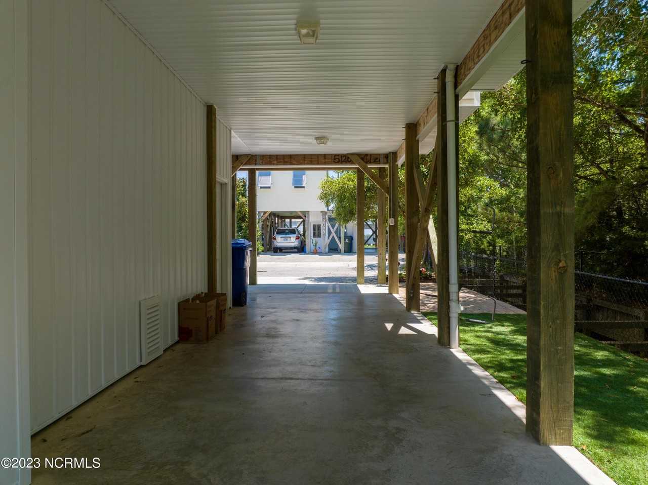 207 Bridgeview Ct - Photo 6 of 42