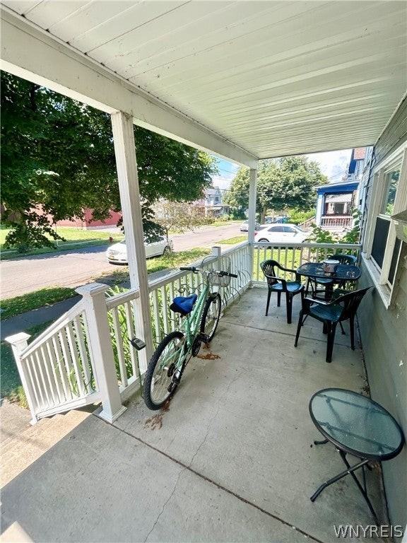 499 West Ave - Photo 2 of 14