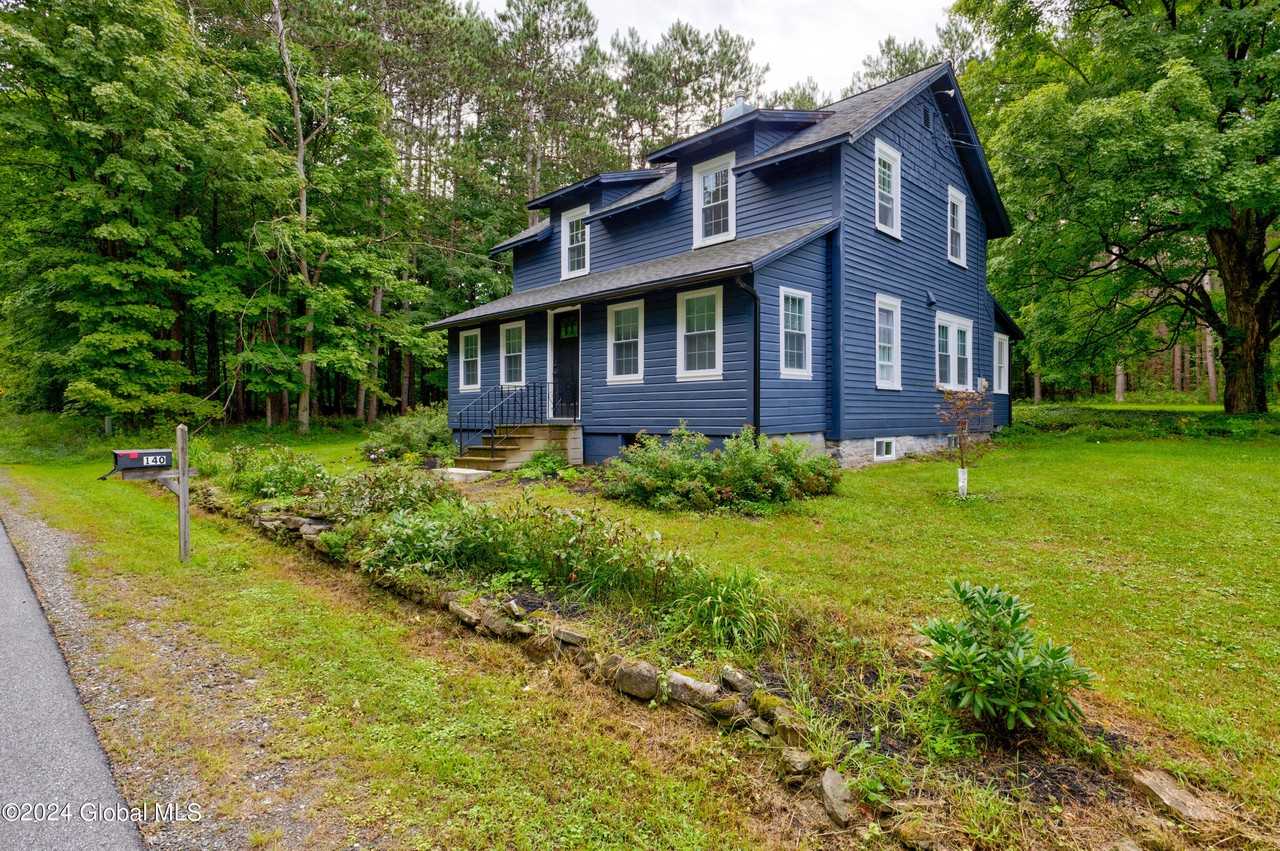 140 Squashville Rd - Photo 2 of 37