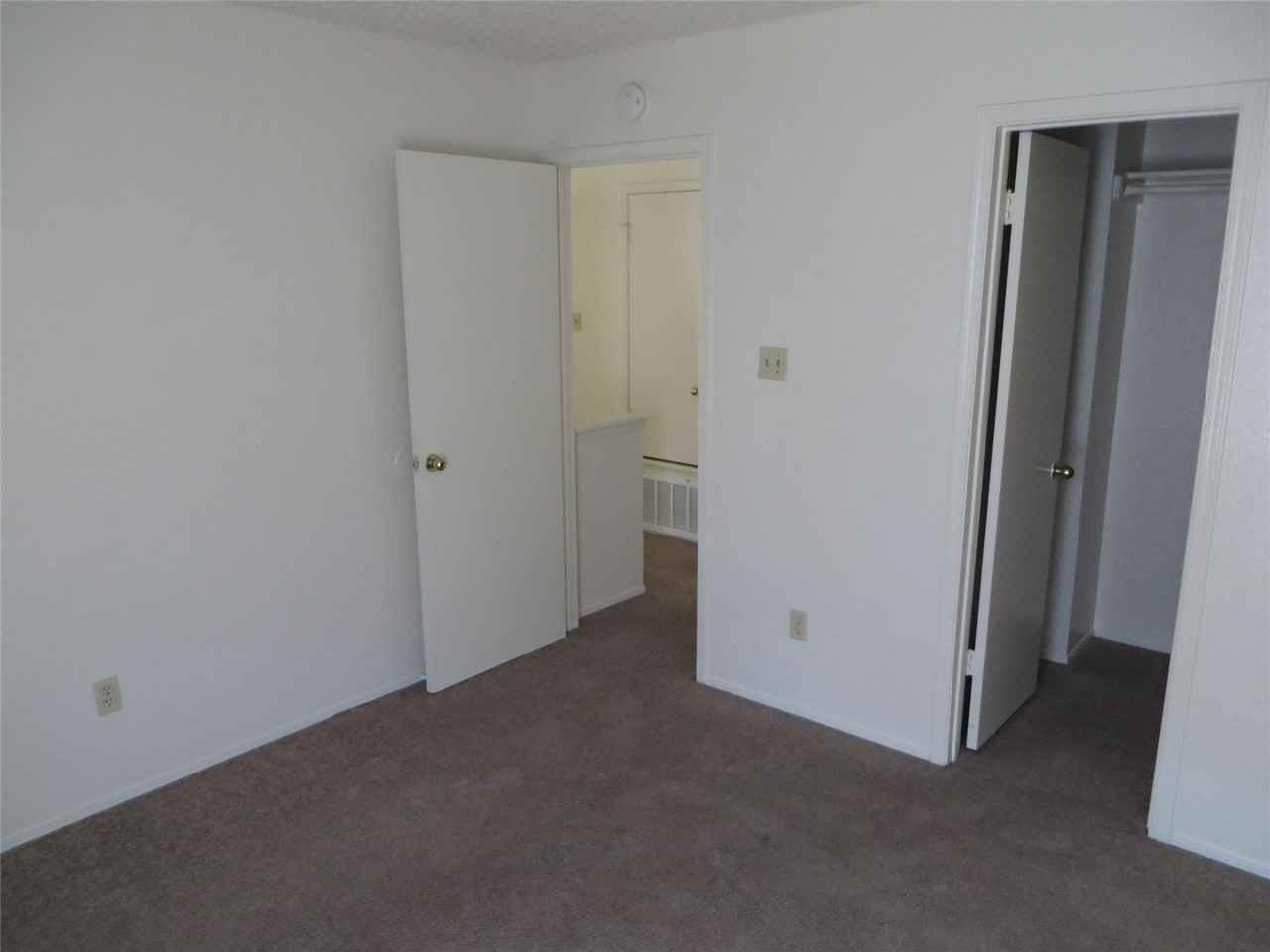 2217 Katy Lane - Photo 5 of 21