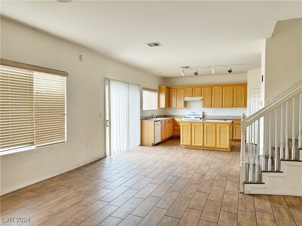 634 Backbone Mountain Dr - Photo 5 of 25