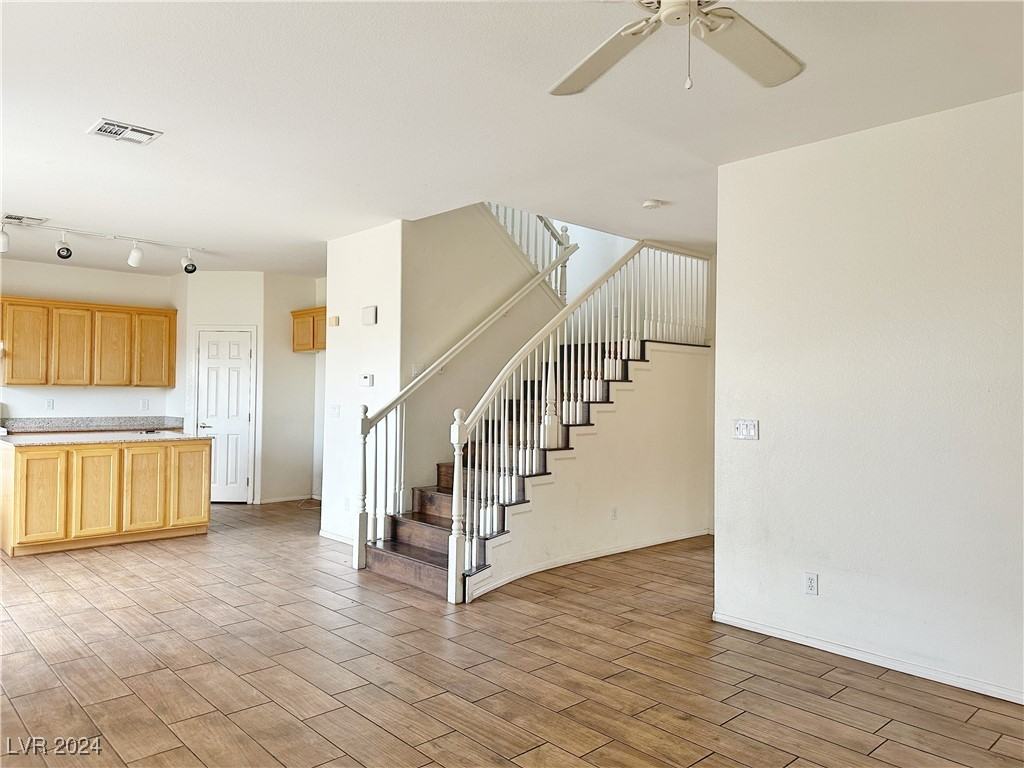 634 Backbone Mountain Dr - Photo 7 of 25