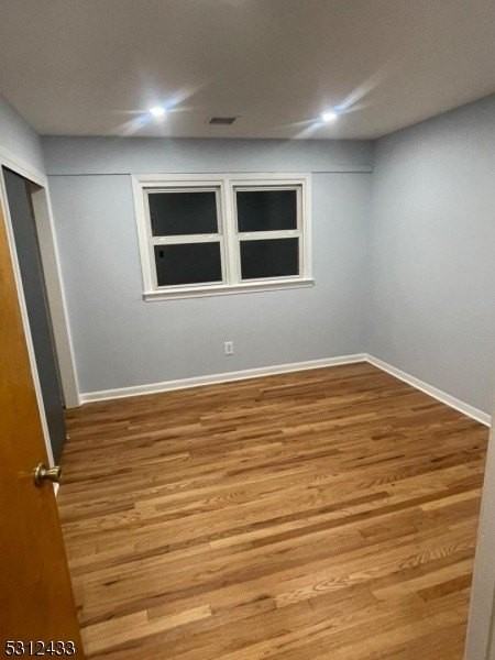 727 Adams Ave - Photo 4 of 6