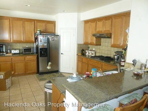 708 Jacob Ln - Photo 3 of 11