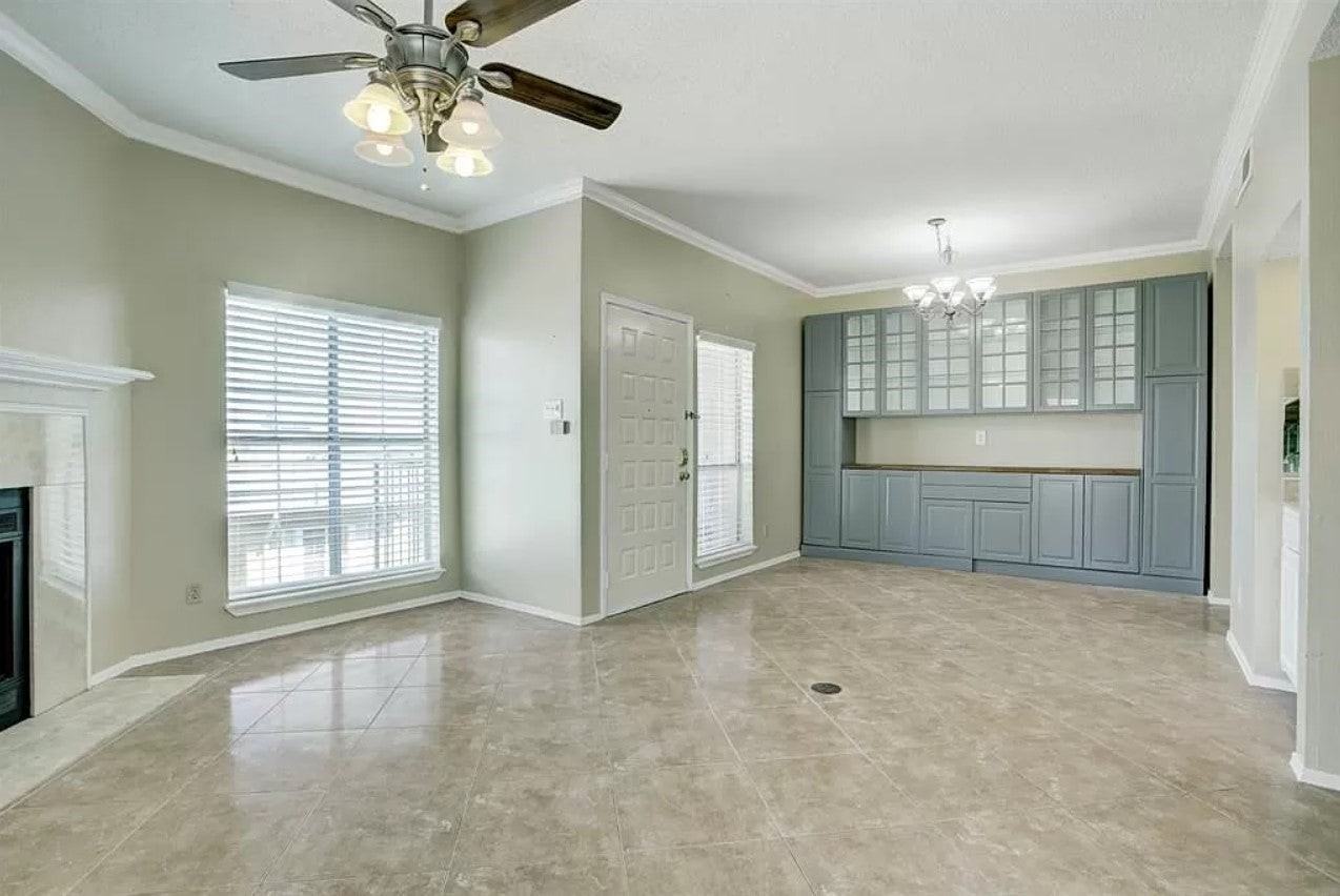 921 Marine Dr - Photo 7 of 19