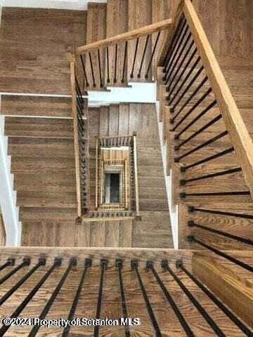 19 N River St - Photo 5 of 10