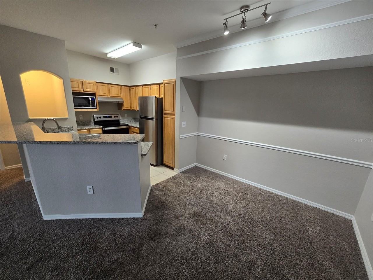 3468 Soho St - Photo 5 of 10