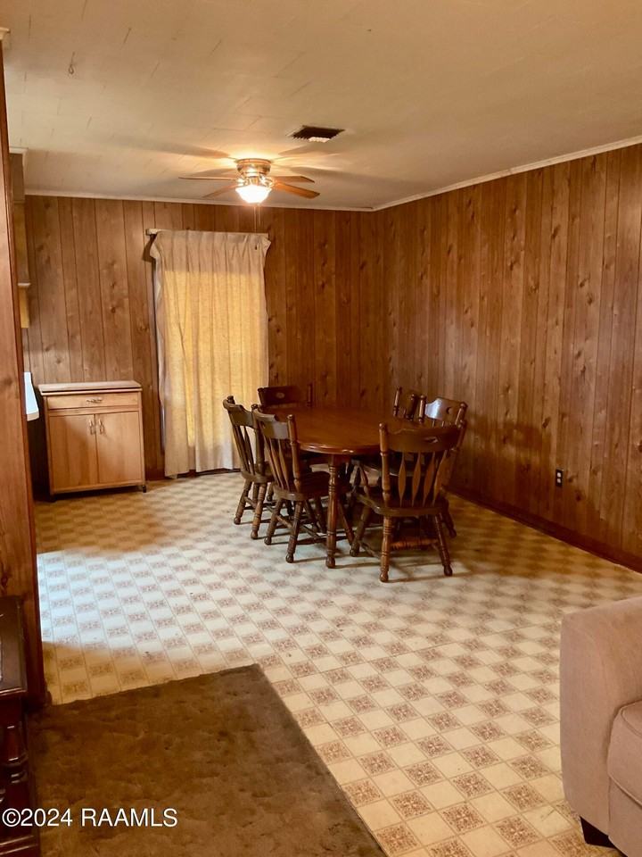 1026 Margaret St - Photo 2 of 8