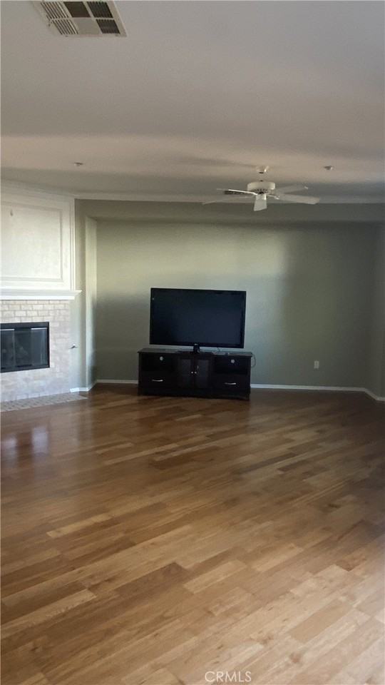 1686 Goldenrod Avenue - Photo 3 of 11