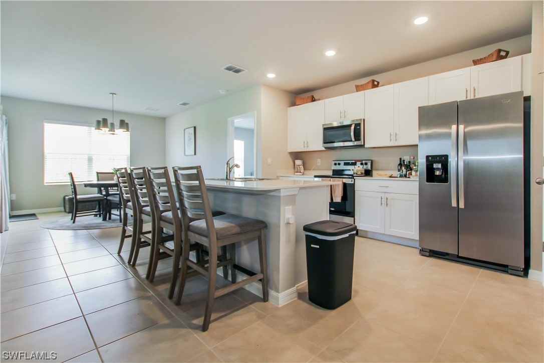 20502 Camino Torcido Loop - Photo 3 of 32