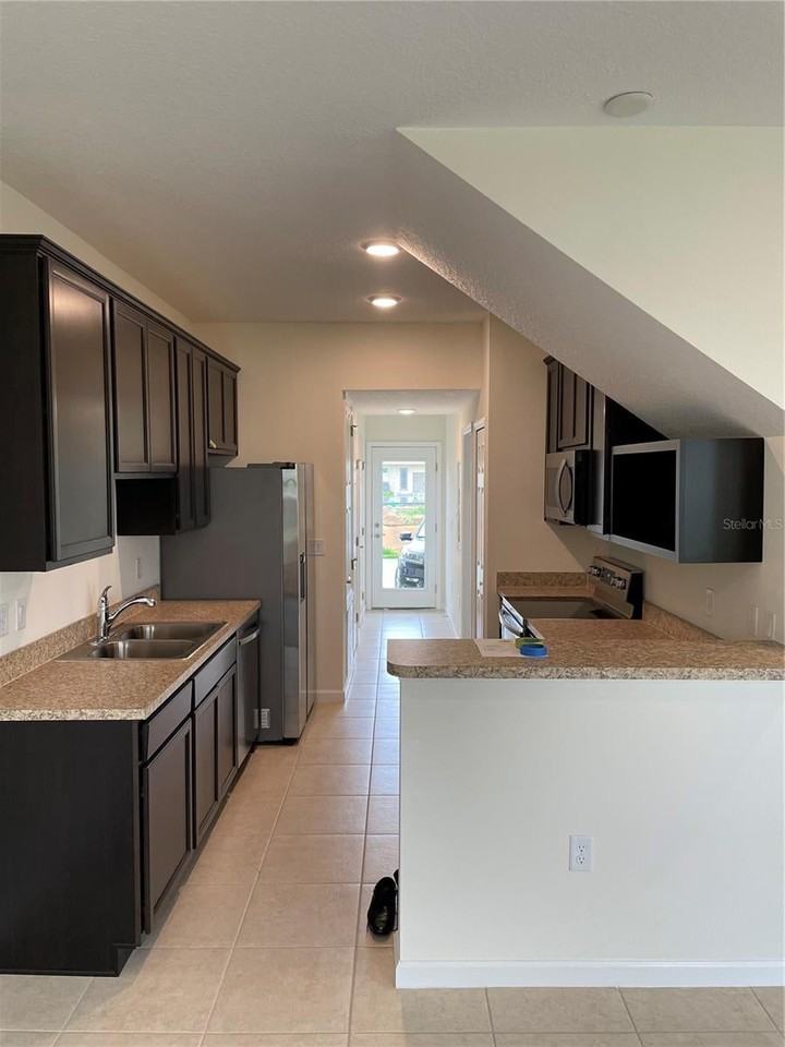 169 Holly Village Dr - Photo 6 of 25