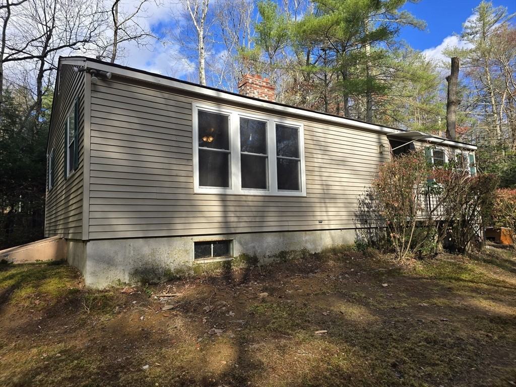 28 Hilltop Dr - Photo 2 of 7