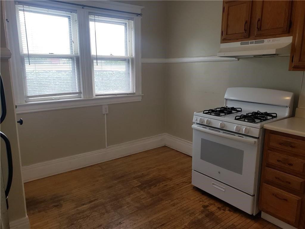 10 Regent St - Photo 4 of 17