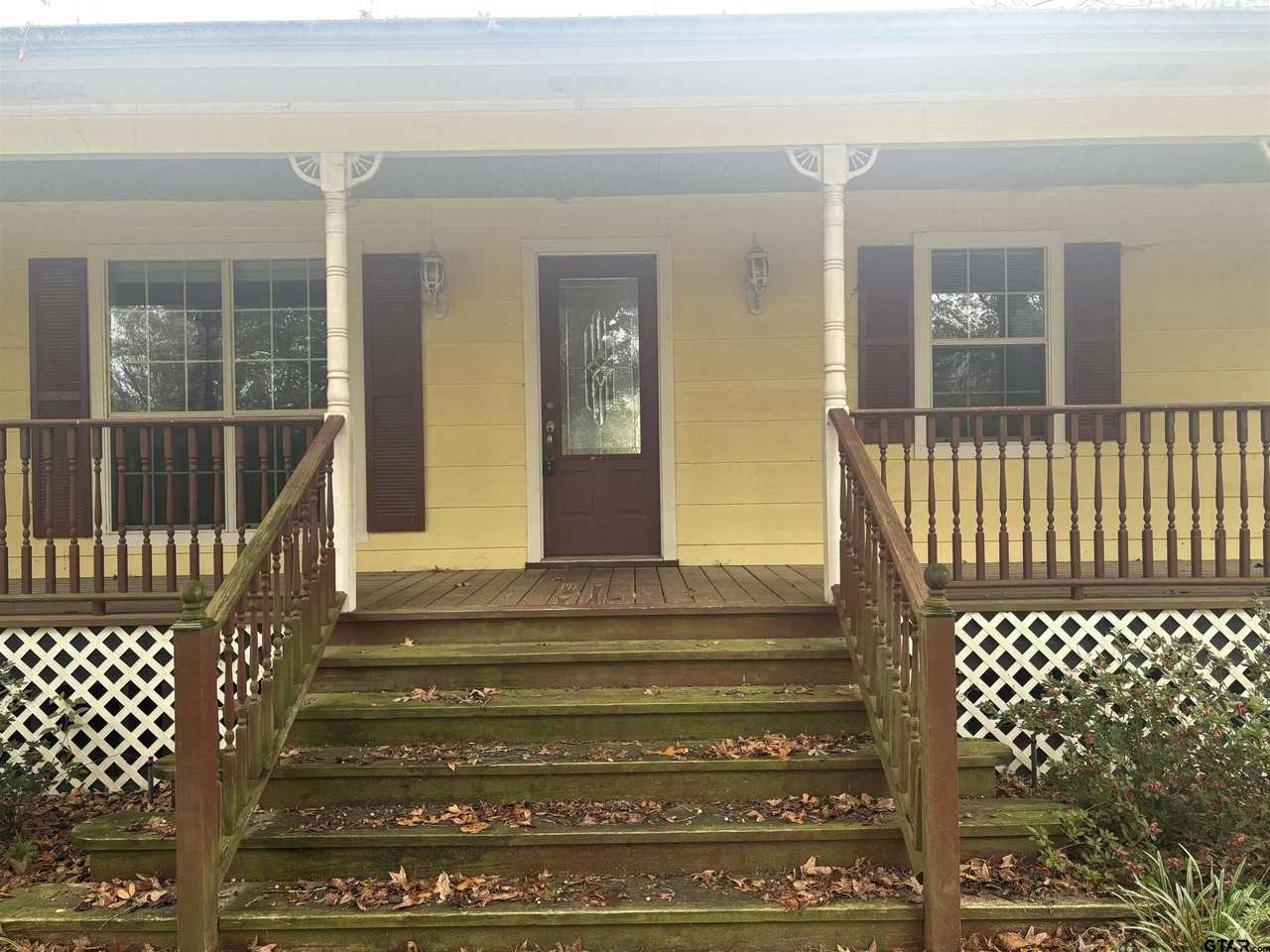 128 County Road 1435 - Photo 2 of 29