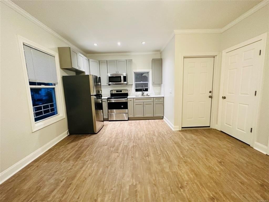 16 Franklin St - Photo 6 of 19