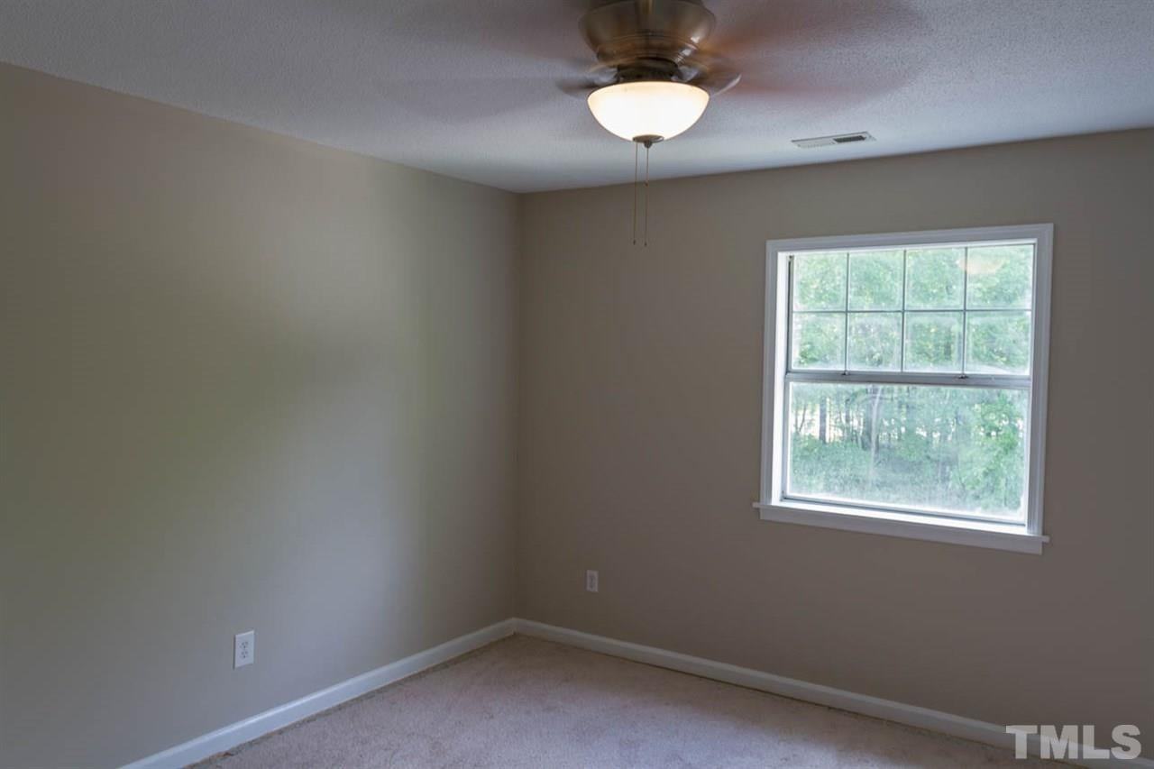 109 Scott Ln - Photo 7 of 13