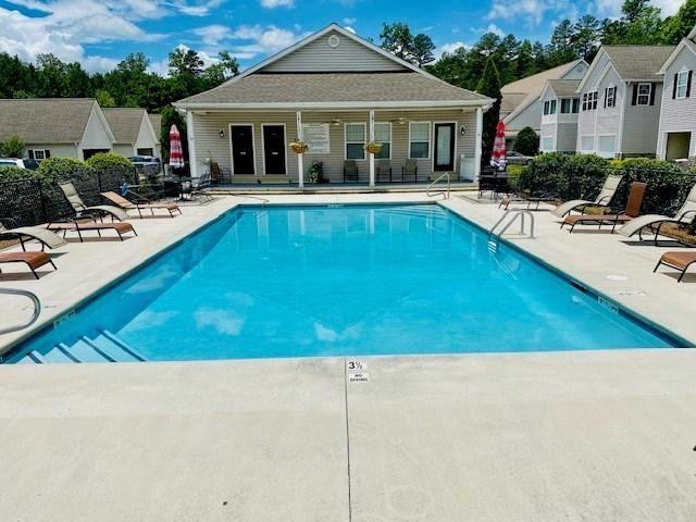 1525 Ashton Woods Way - Photo 2 of 22