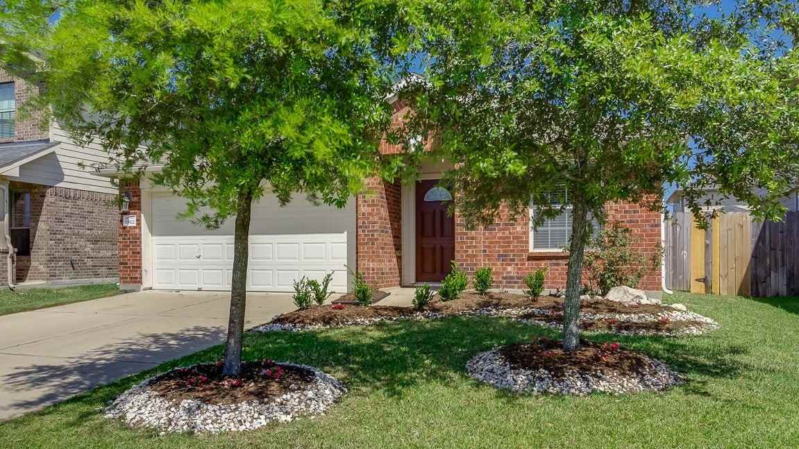 16922 Jelly Park Stone Dr - Photo 2 of 22