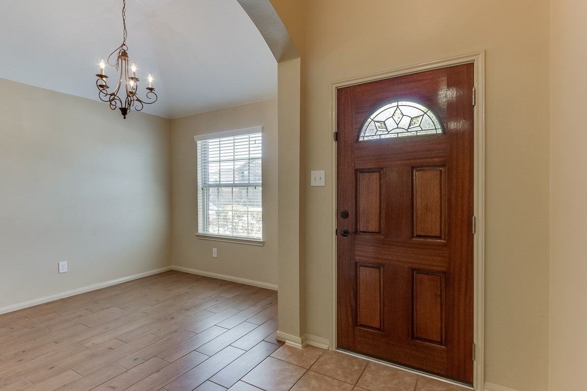 16922 Jelly Park Stone Dr - Photo 3 of 22