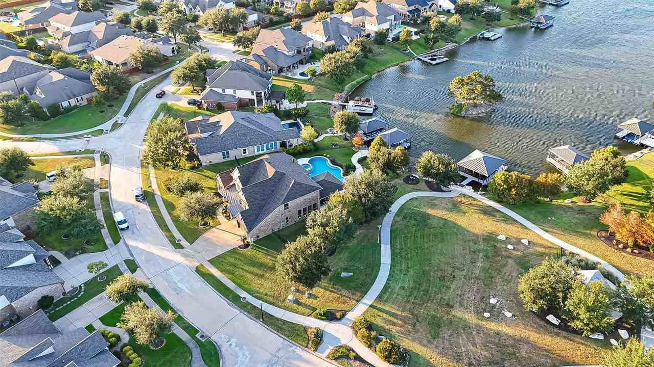 9502 W Pedernales River Dr - Photo 4 of 50