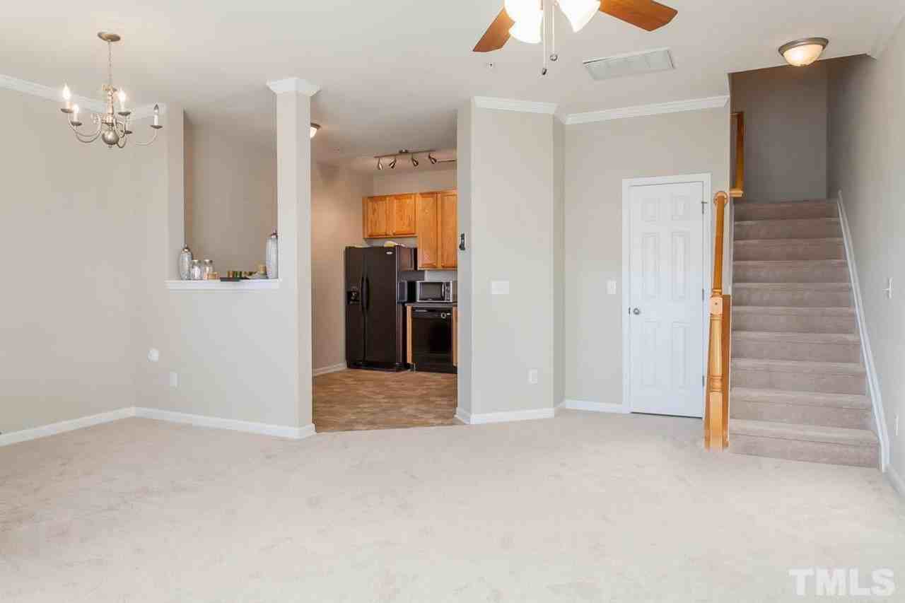 2221 Raven Rd - Photo 6 of 28