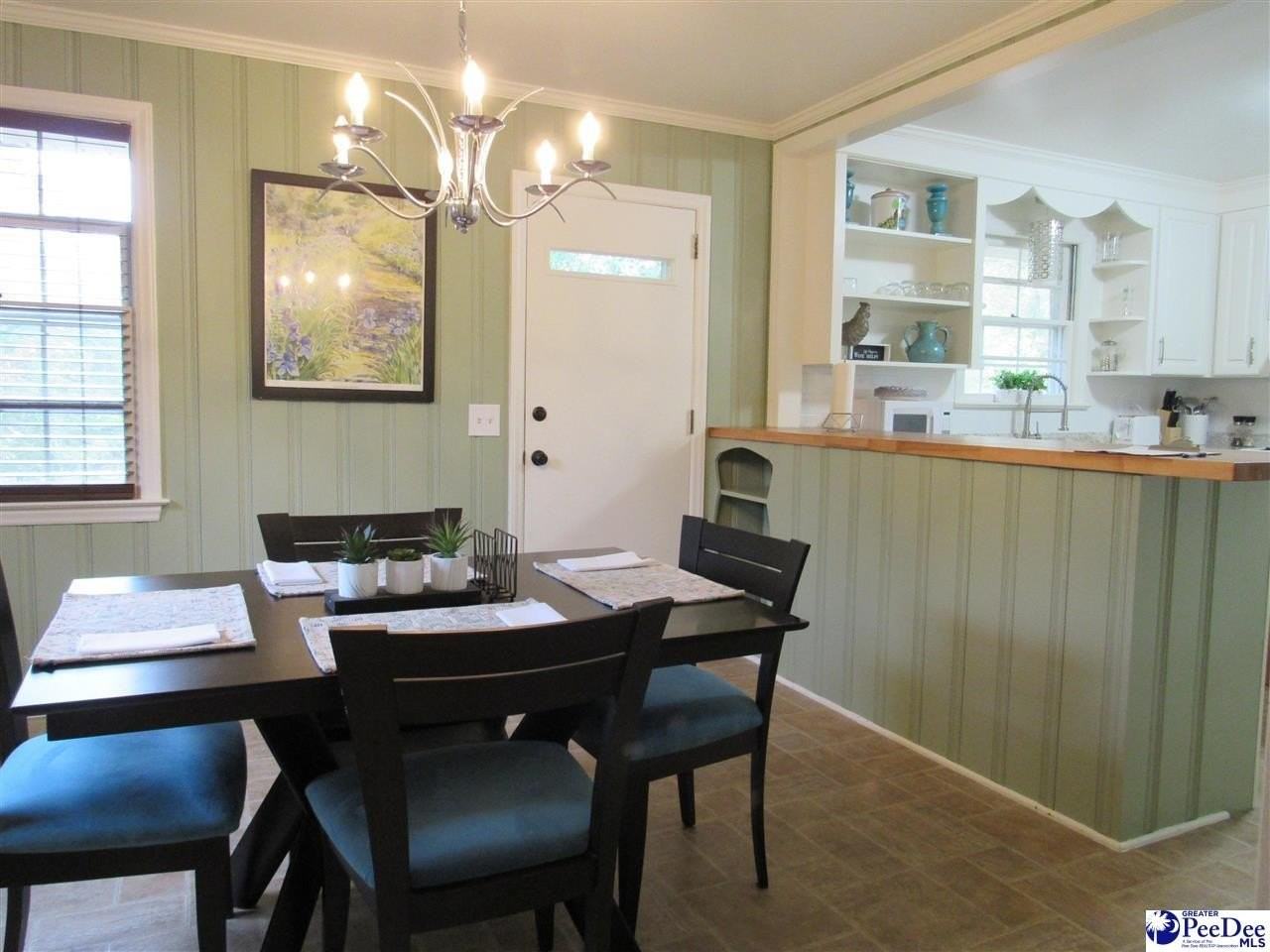 612 Spruce St - Photo 5 of 20