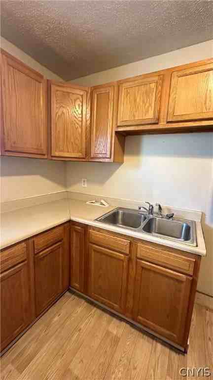 3721 S Salina St - Photo 5 of 13