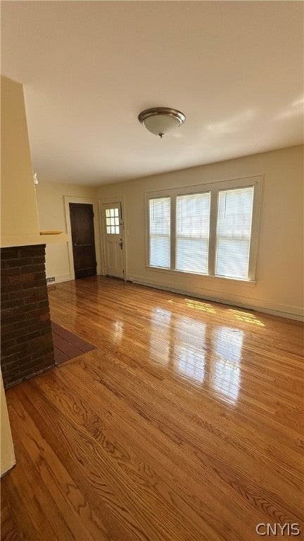 3721 S Salina St - Photo 7 of 13