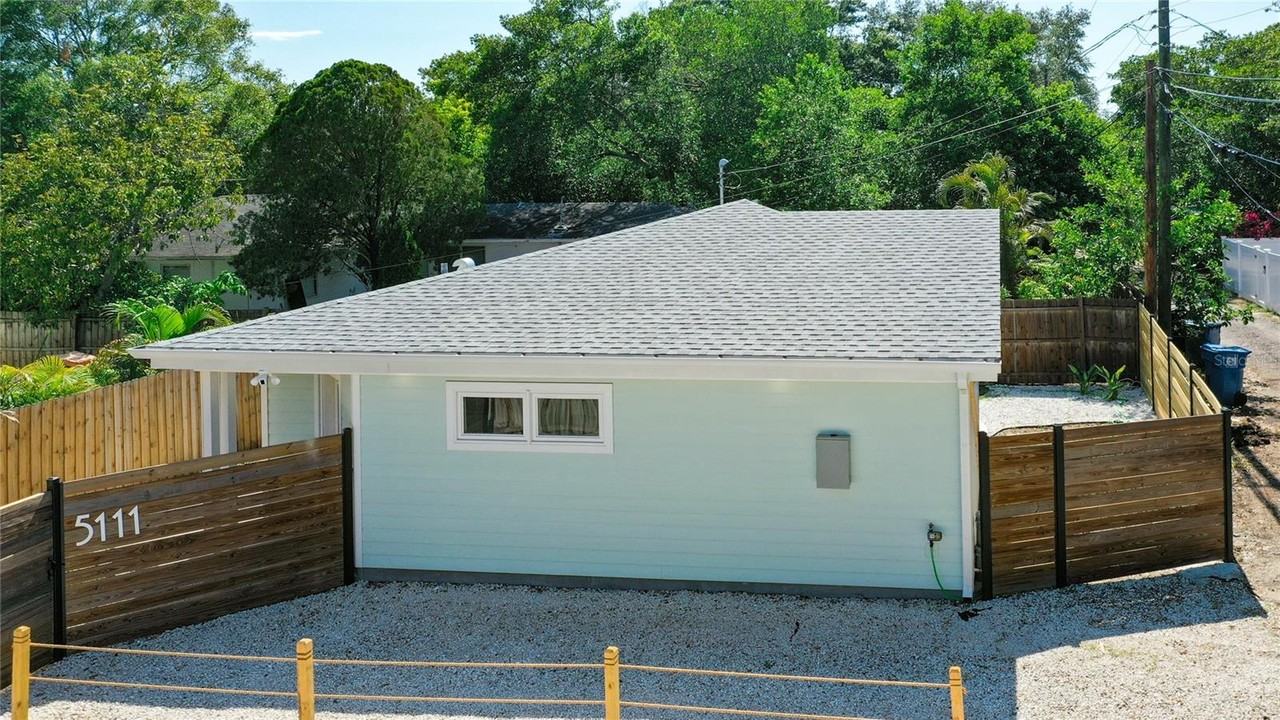 5111 28th Ave N - Photo 3 of 31