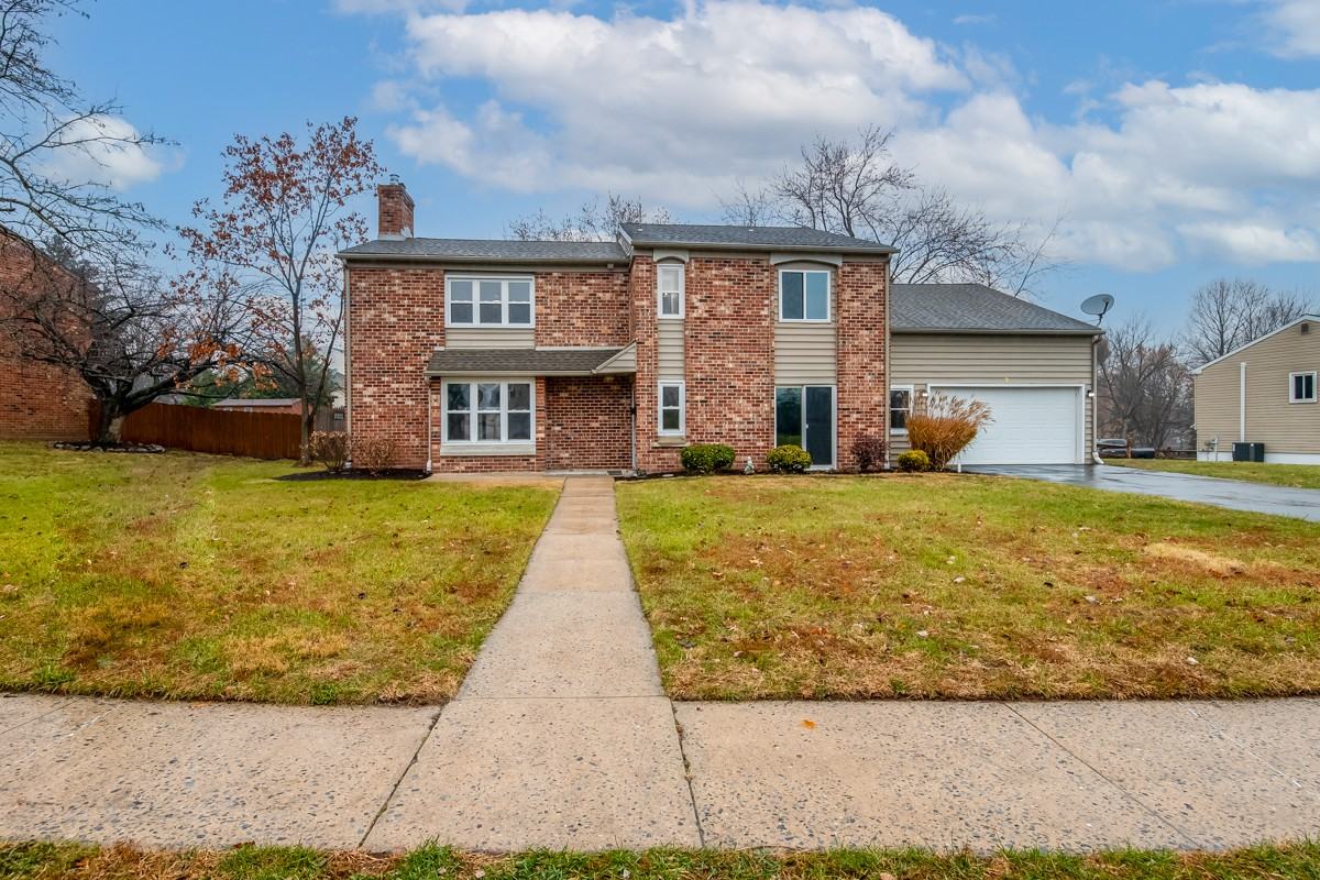 2 Birchwood Ct - Photo 2 of 39