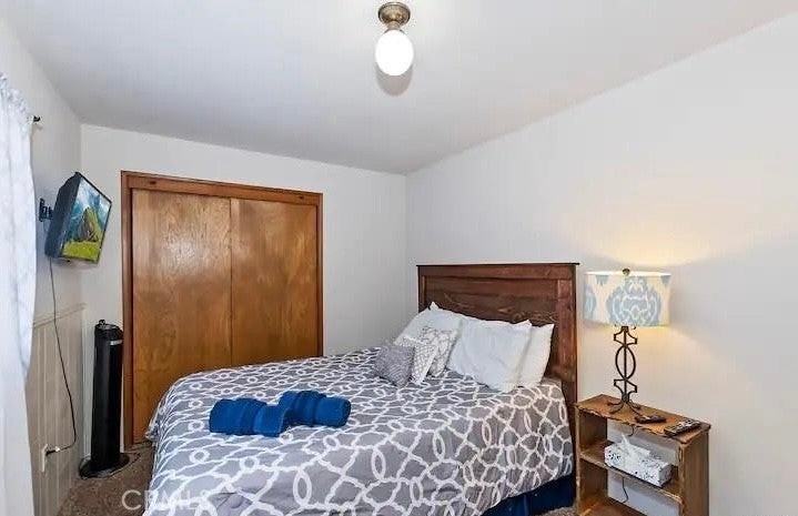 325 W Fairway Blvd - Photo 4 of 19