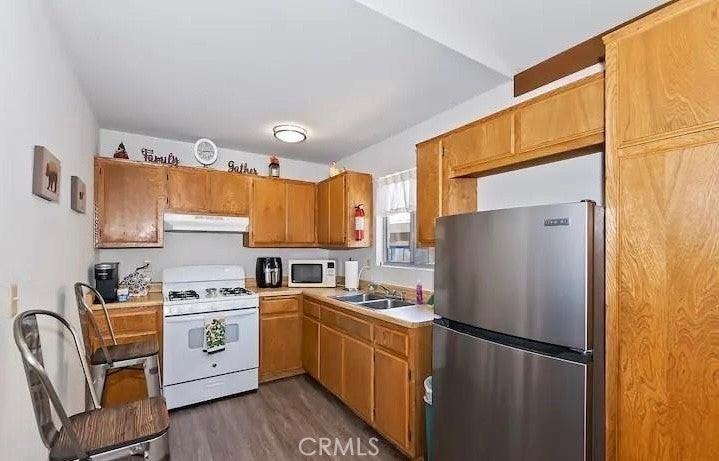 325 W Fairway Blvd - Photo 5 of 19