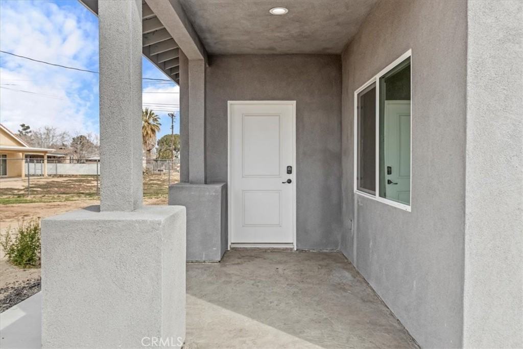 14115 Quinnault Rd - Photo 2 of 25