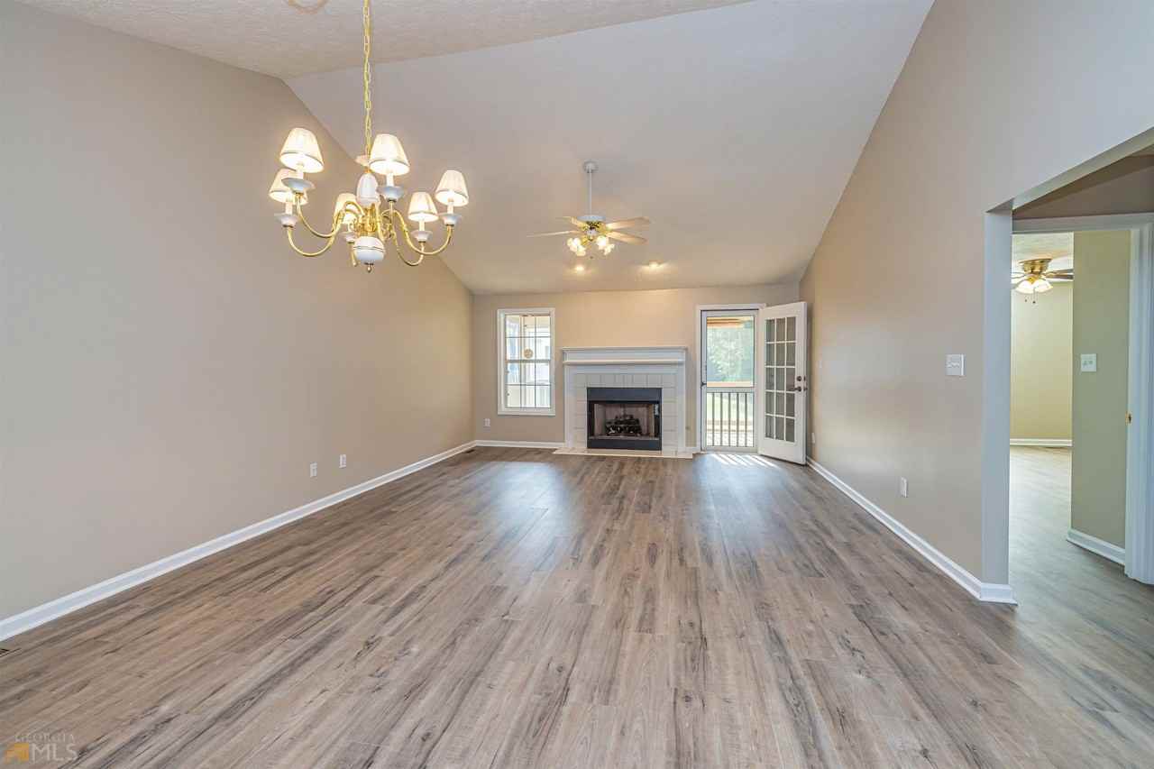 115 Cornwallis Way - Photo 7 of 28