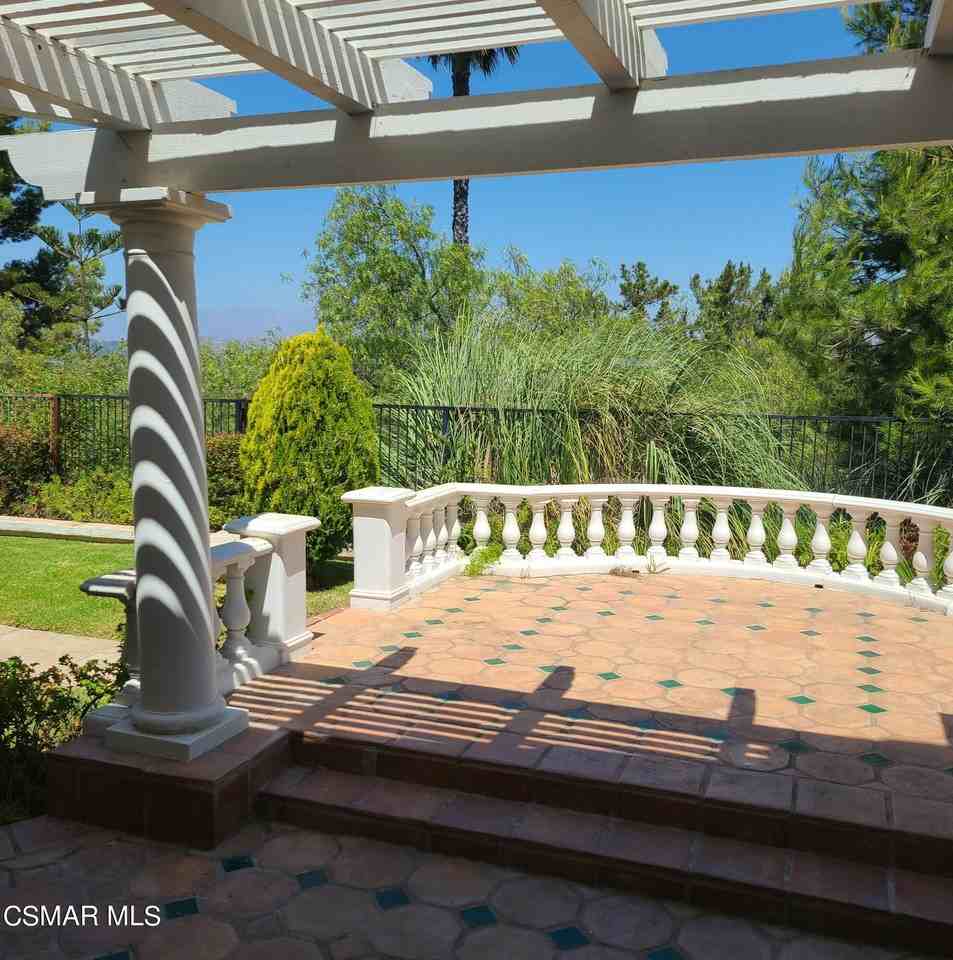 11507 Flowerwood Ct - Photo 7 of 19