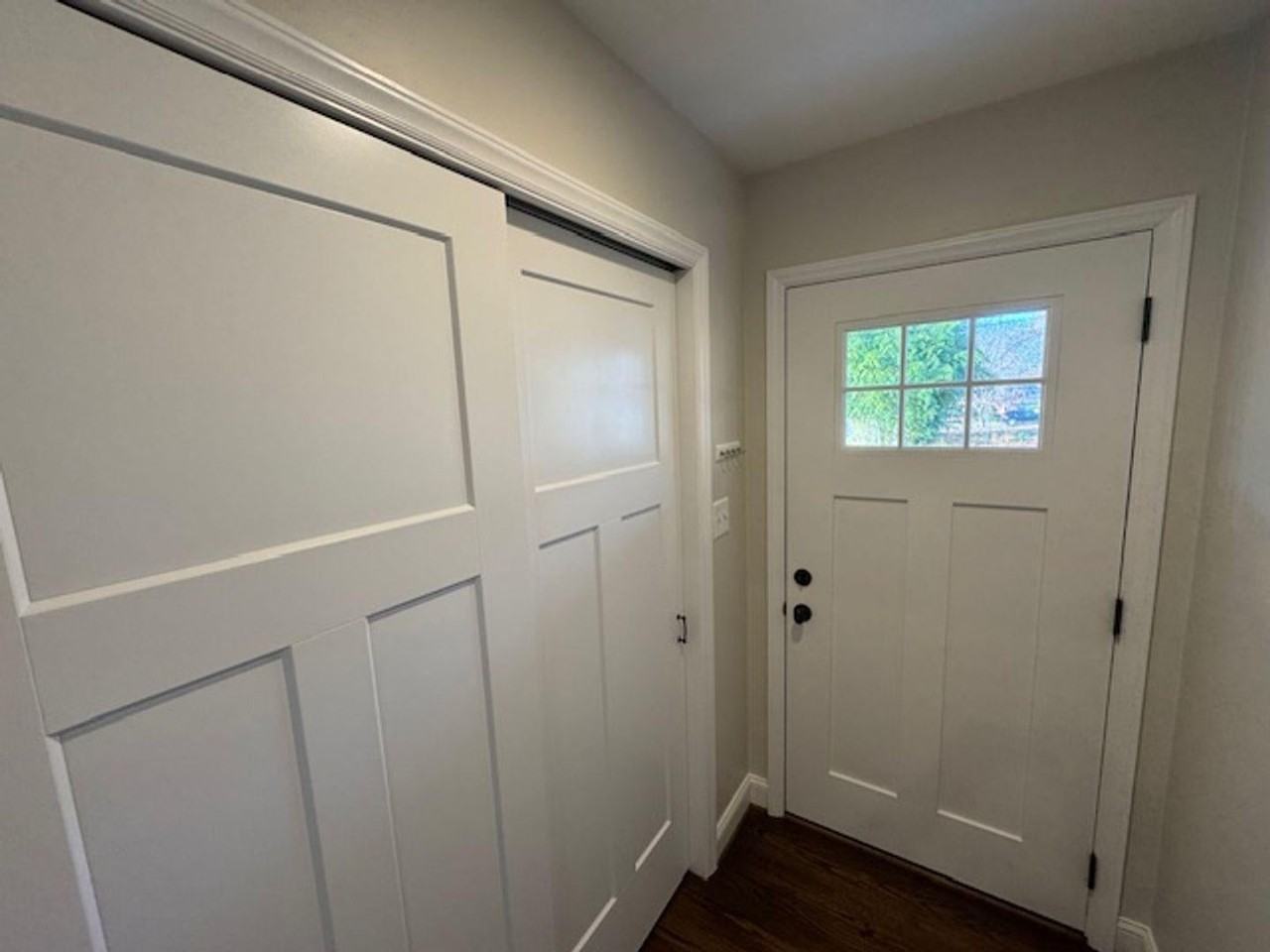 3800 Bland Road - Photo 4 of 30