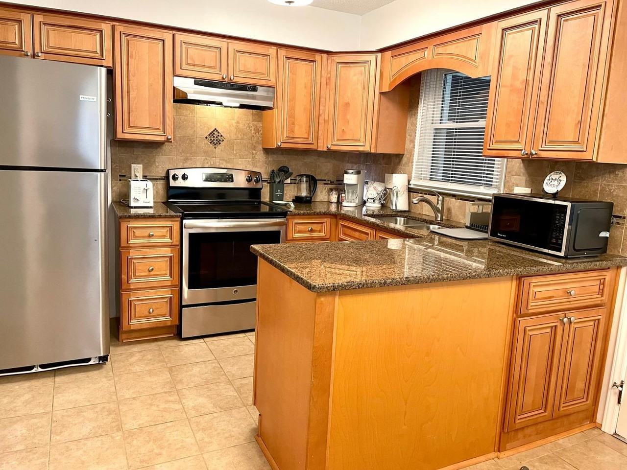 701 Branniff Dr - Photo 2 of 12