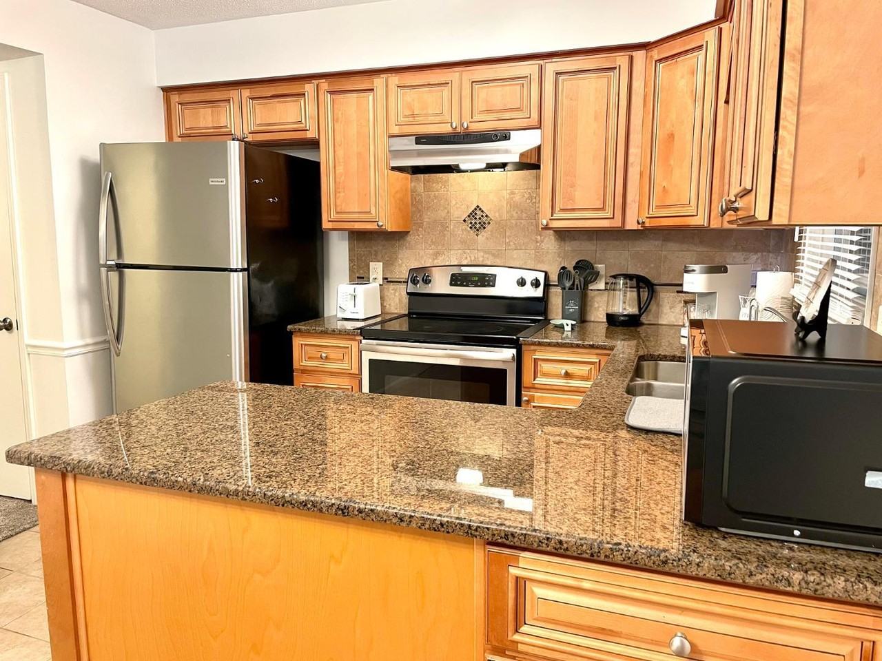 701 Branniff Dr - Photo 4 of 12