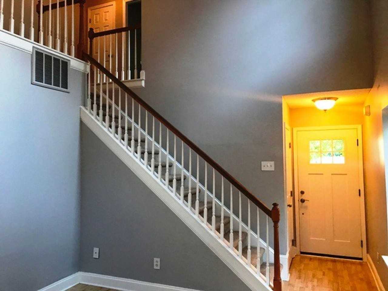 217 Hazelmere Dr - Photo 2 of 23