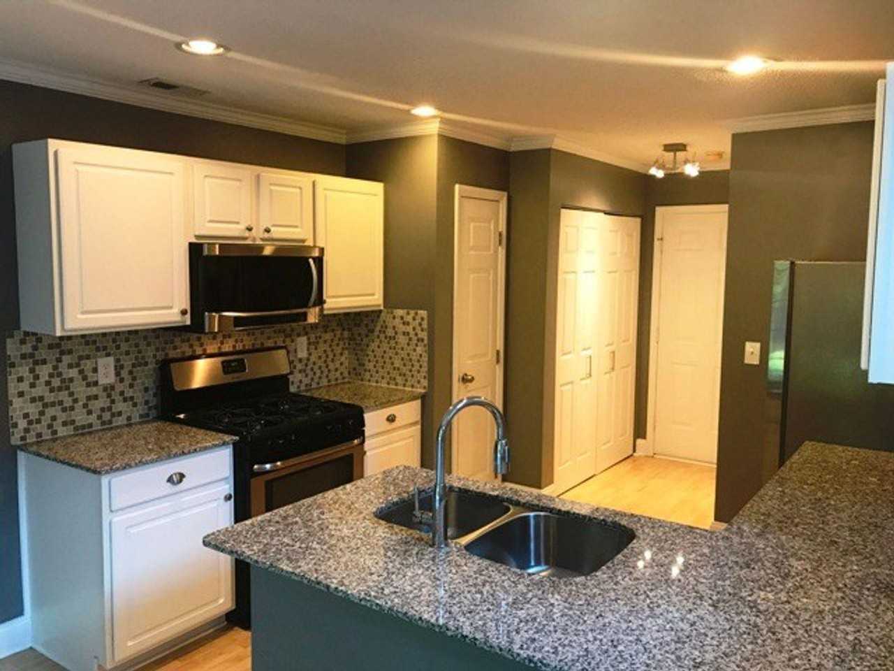 217 Hazelmere Dr - Photo 5 of 23