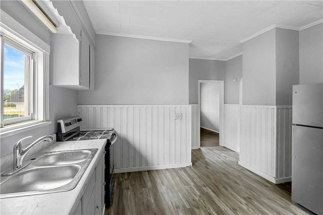 63 Malone St - Photo 2 of 7