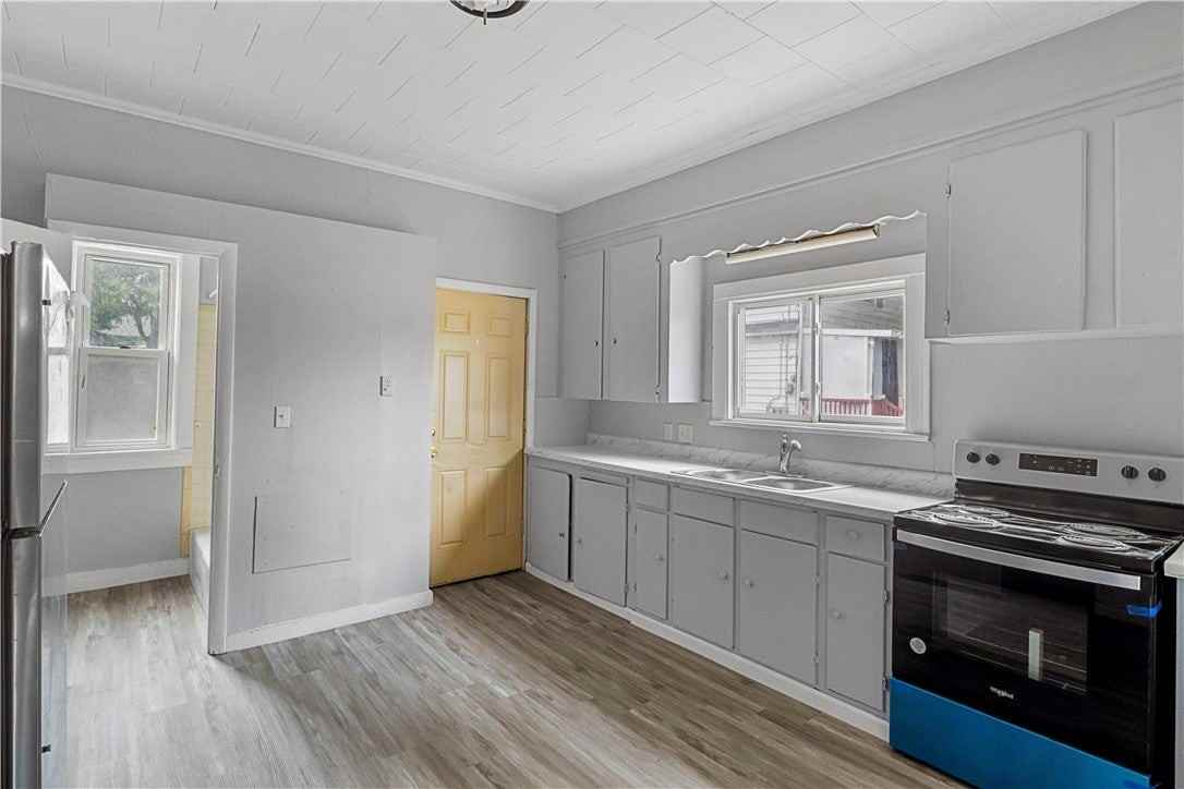 63 Malone St - Photo 3 of 7